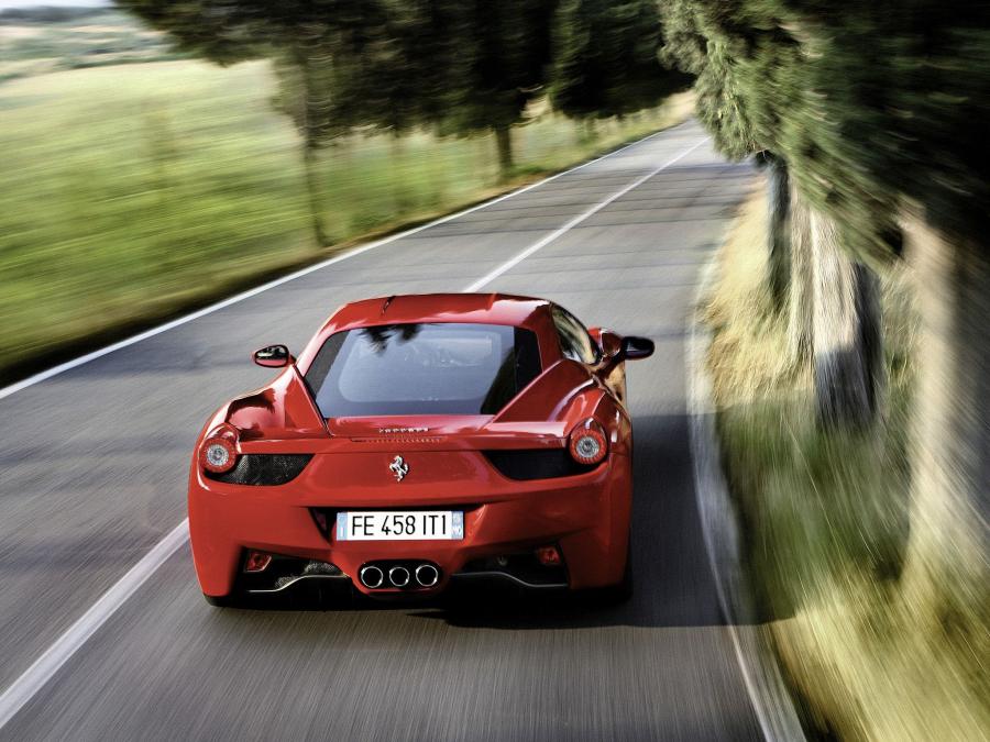  Ferrari 458 Italia 2009 года  (фото 4 из 162)